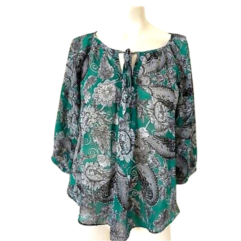 By & By.  Peasant green/black and white blouse. Pleat in front of‎ top. S…
